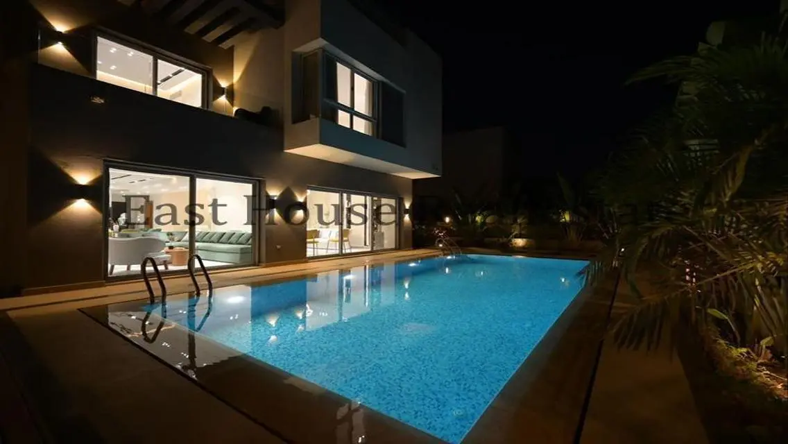 Luxury Villa for Rent in Hyde Park Compound, New Cairo