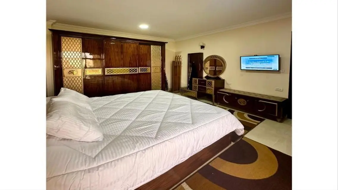 Apartment for Sale with Pool and Complete Amenities