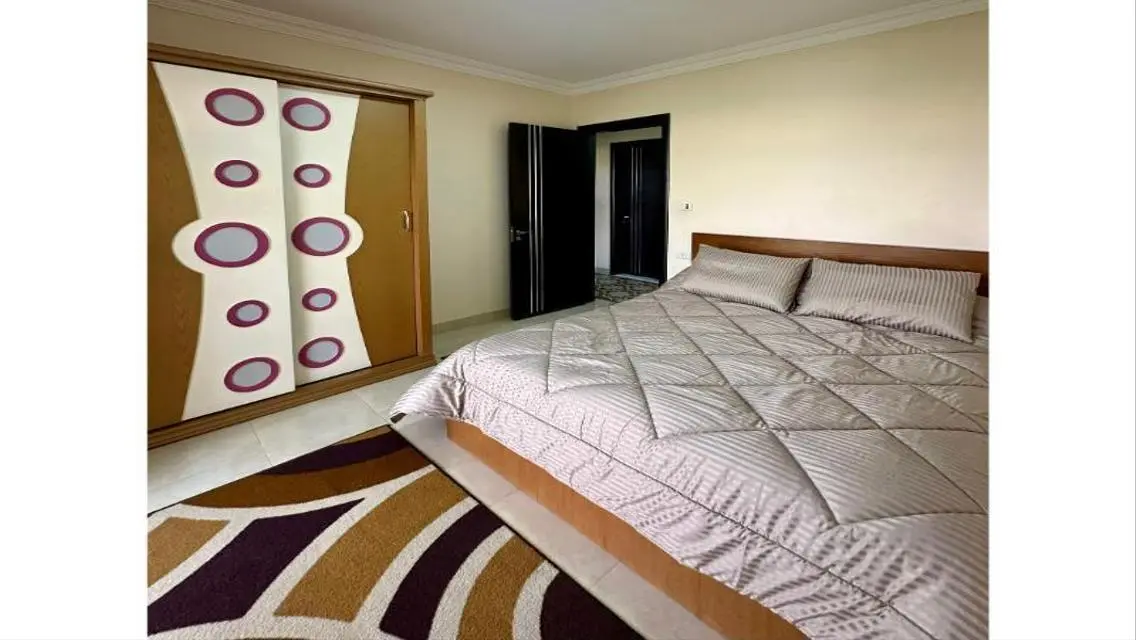 Apartment for Sale with Pool and Complete Amenities