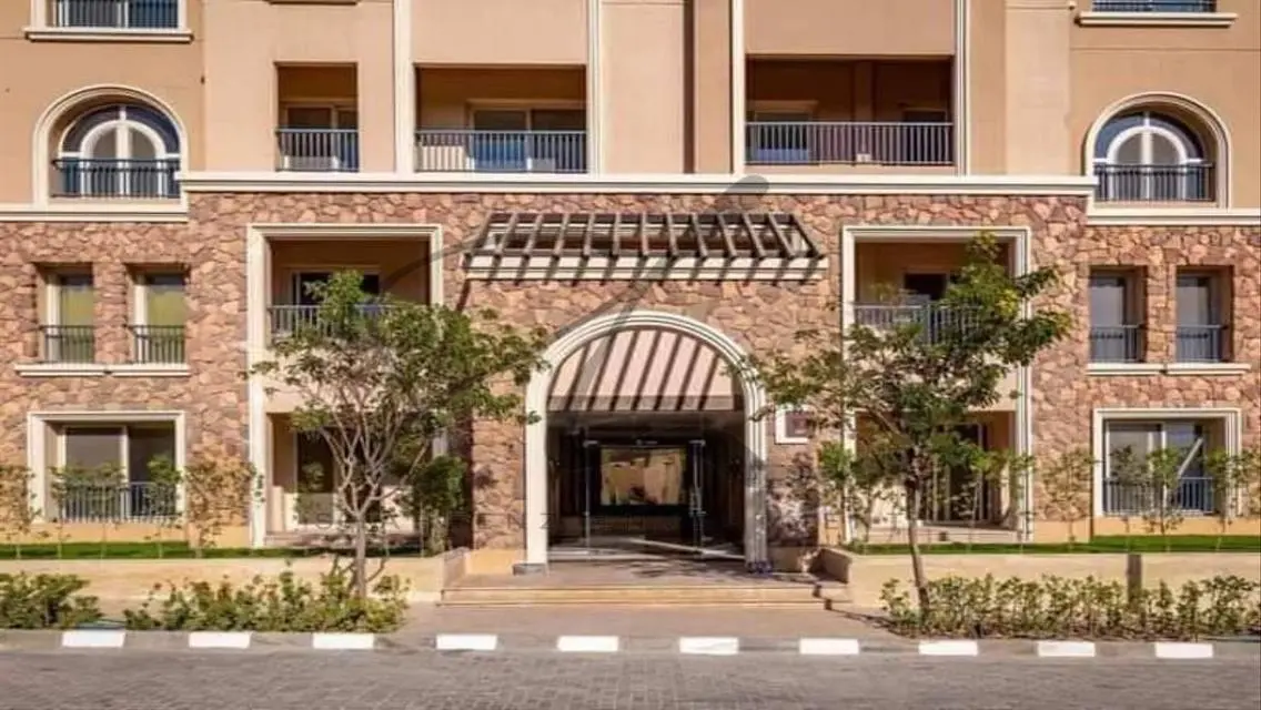 Luxury Villa for Sale with Large Space and Private Garden