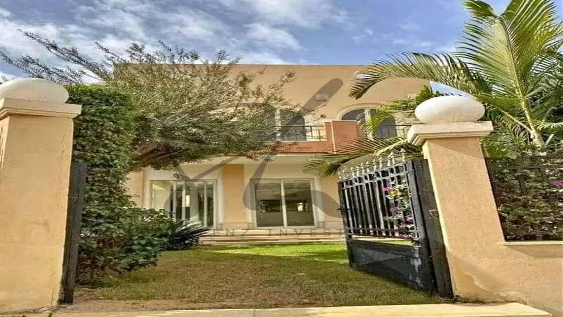 Luxury Villa for Sale with Private Pool and Garden