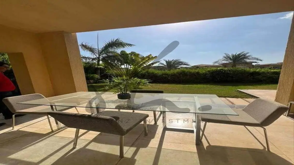 Luxury Villa for Sale with Private Pool and Garden