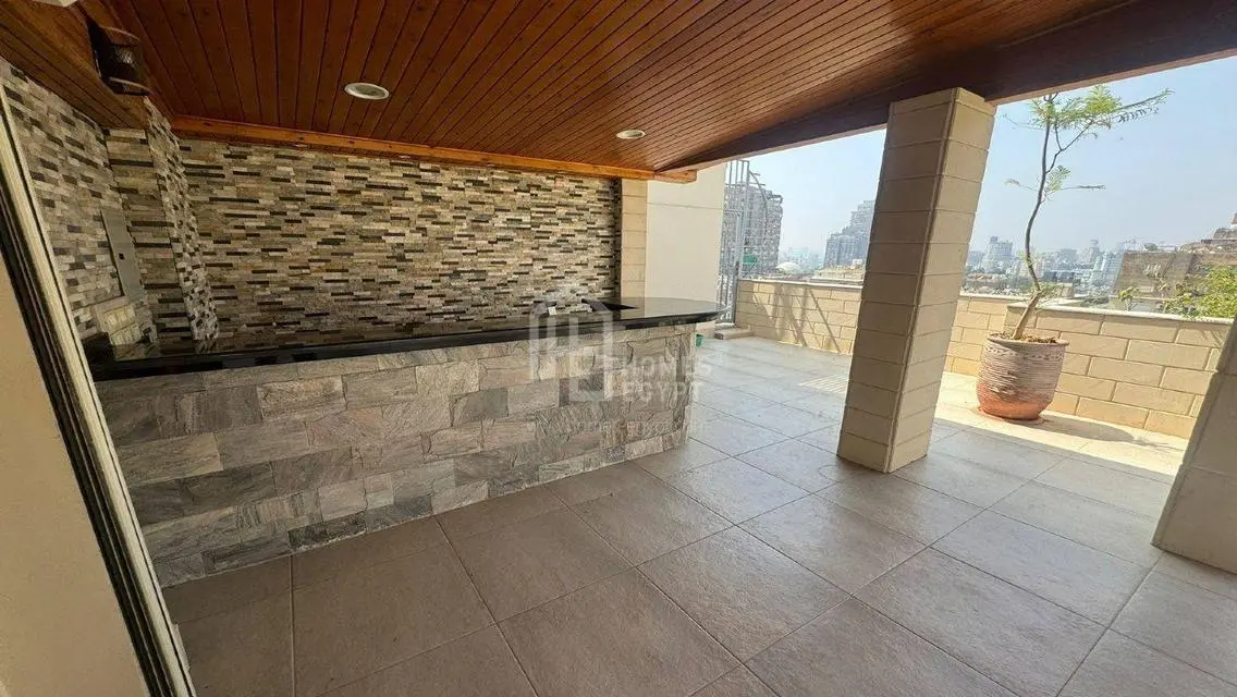 Upscale Penthouse for Rent in South Zamalek
