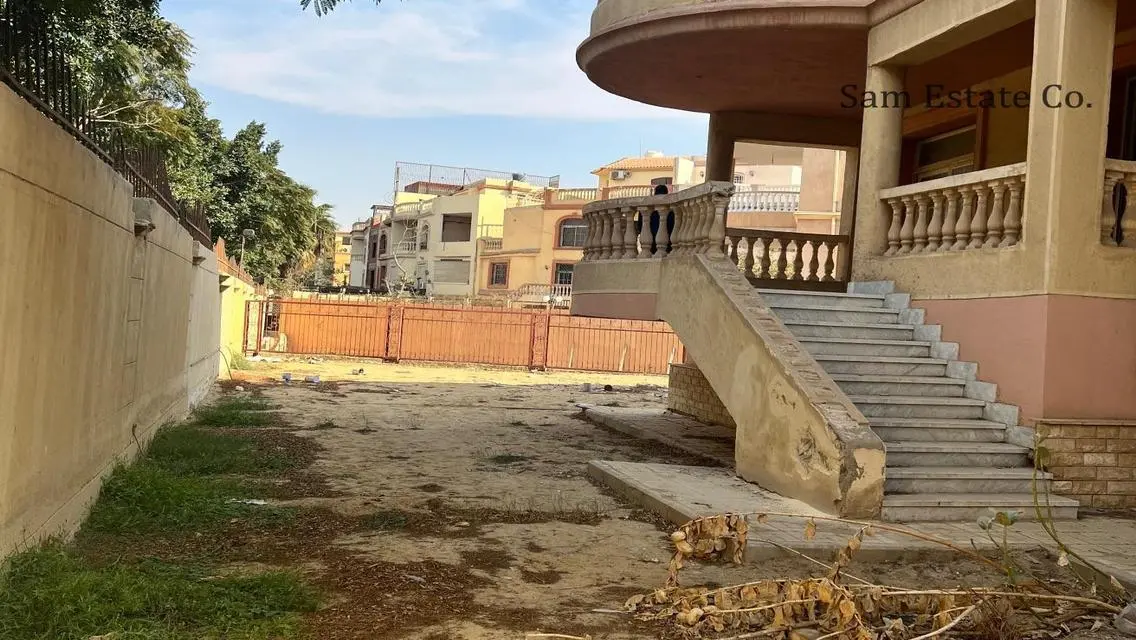 Luxury Apartment for Sale with Private Garden