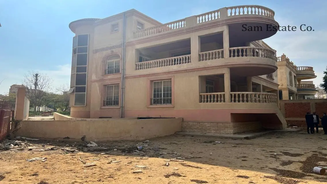 Luxury Apartment for Sale with Private Garden