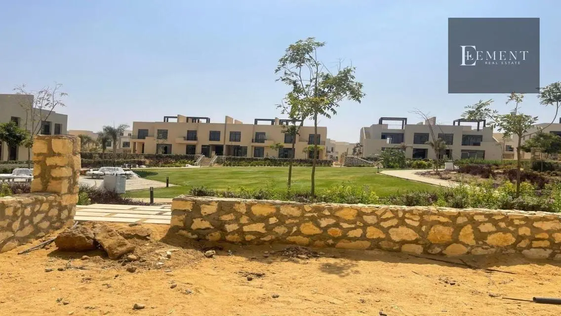 فيلا فاخرة للبيع في أرقى المناطق
