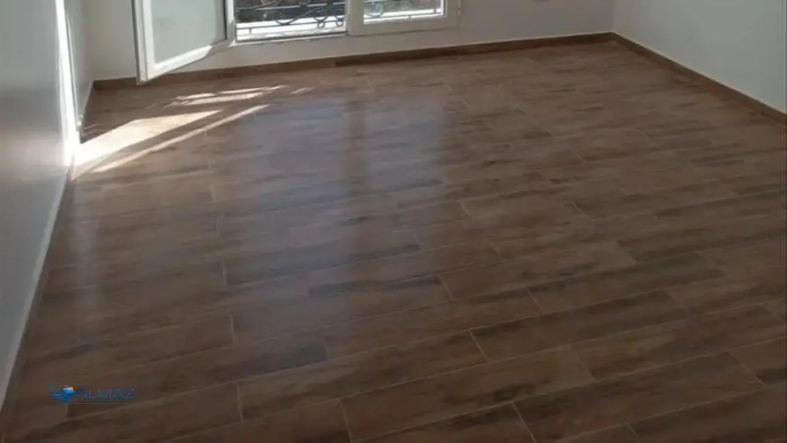 شقة فاخرة بمساحة متميزة في موقع ممتاز