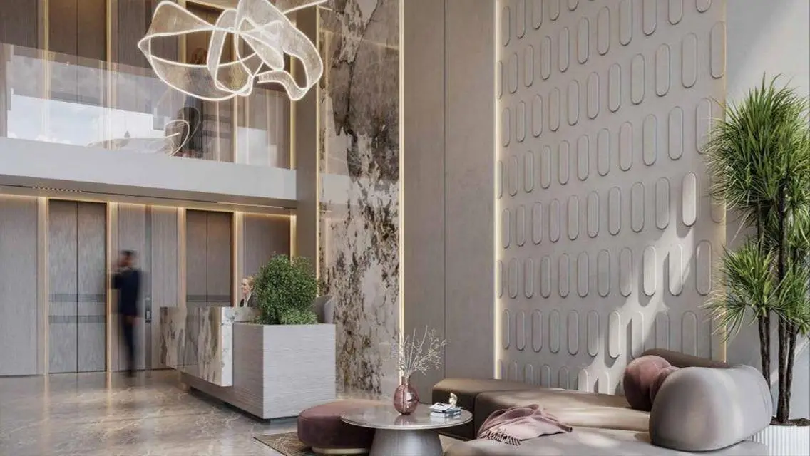 Luxury 9-Room Apartment in the Heart of the City