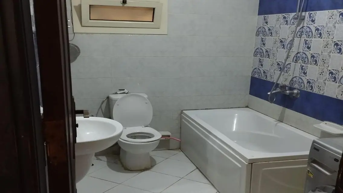 Beautiful 12 Meter Apartment with Lake View for 30000
