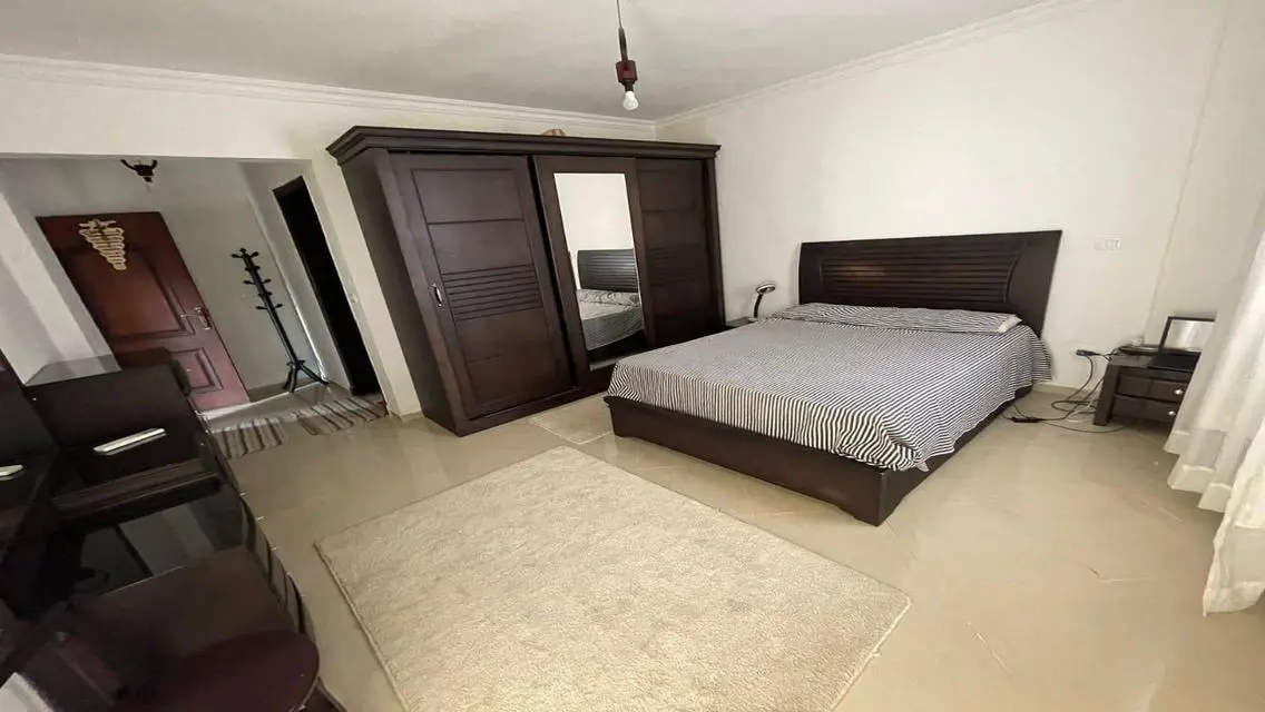 Beautiful 12 Meter Apartment with Lake View for 30000