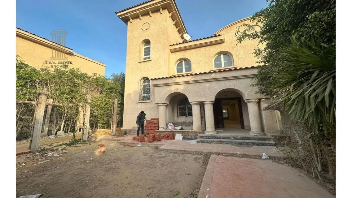 Twin House for Sale with 400 sqm Area