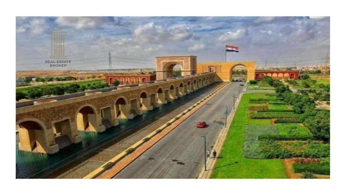 شقة فاخرة مع شرفة وحارس أمن
