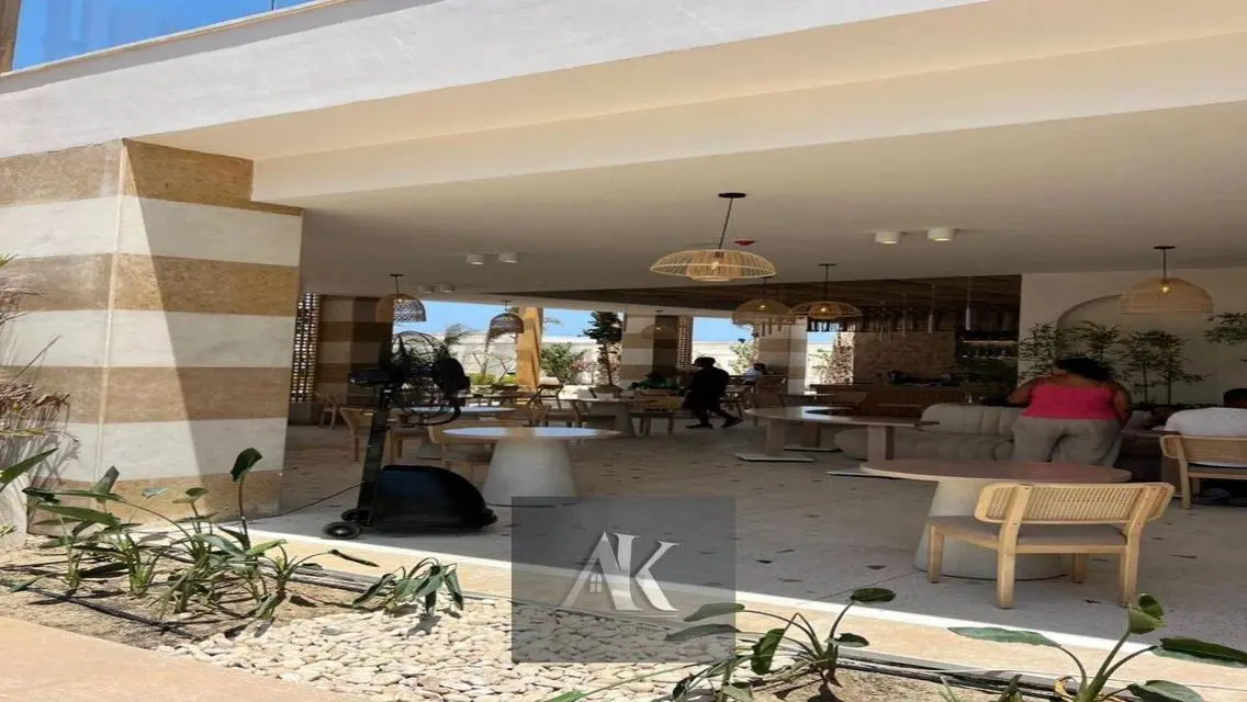 Luxury Villa for Sale Overlooking Lakes in Florida