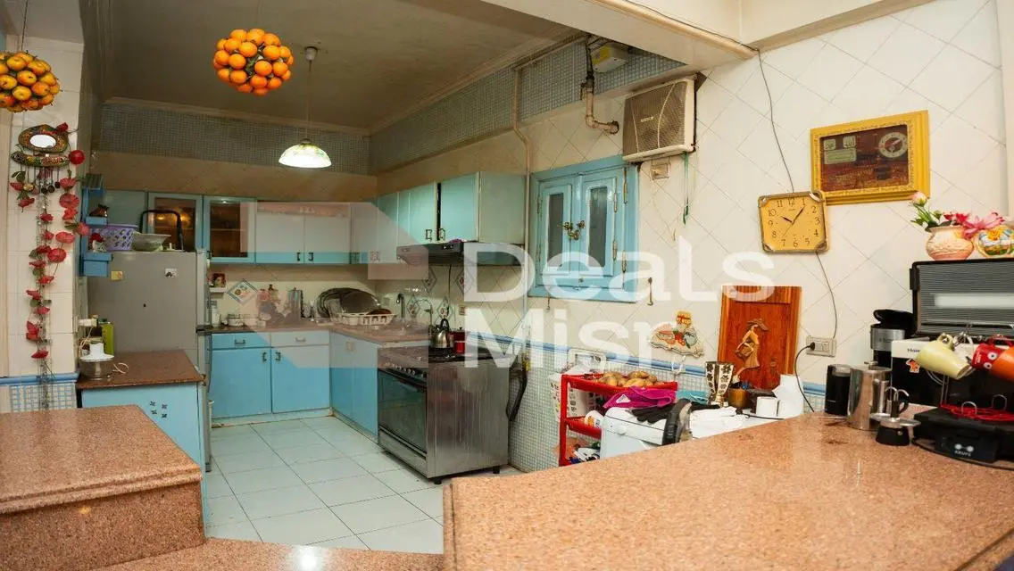فيلا فاخرة للبيع بمساحة 285 متر
