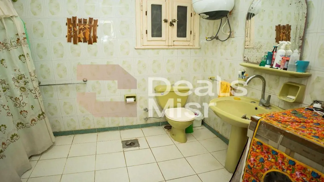 فيلا فاخرة للبيع بمساحة 285 متر