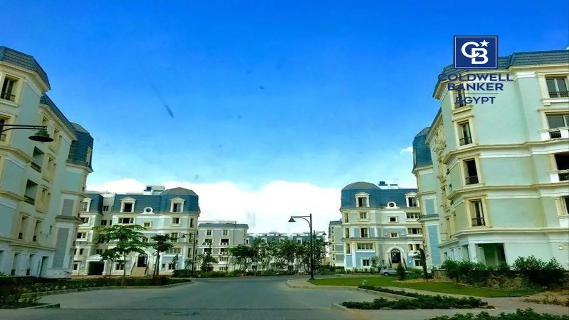 Luxury Apartment for Sale with Spacious Area in Cairo