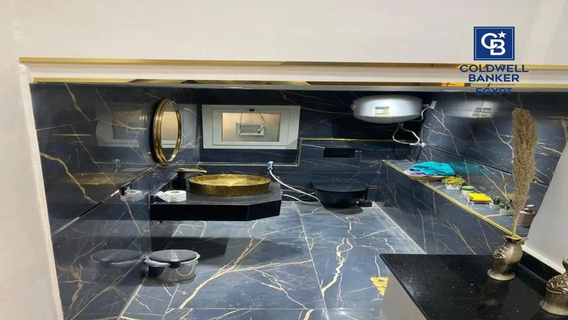Luxury Apartment for Sale with Spacious Area in Cairo