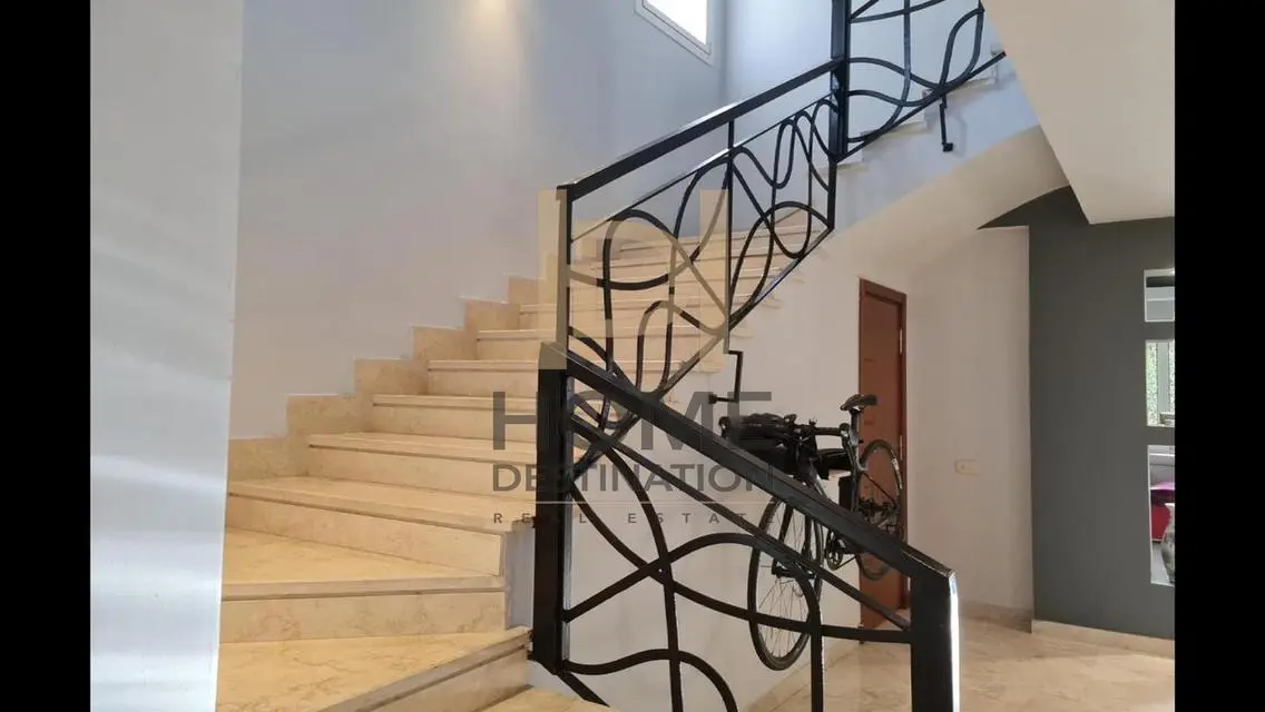 شقة فاخرة في سكاي بلازا مول