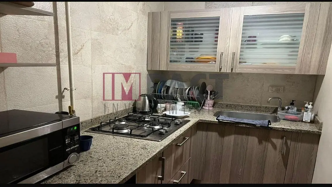 فيلا فاخرة مع حديقة خاصة ومسبح