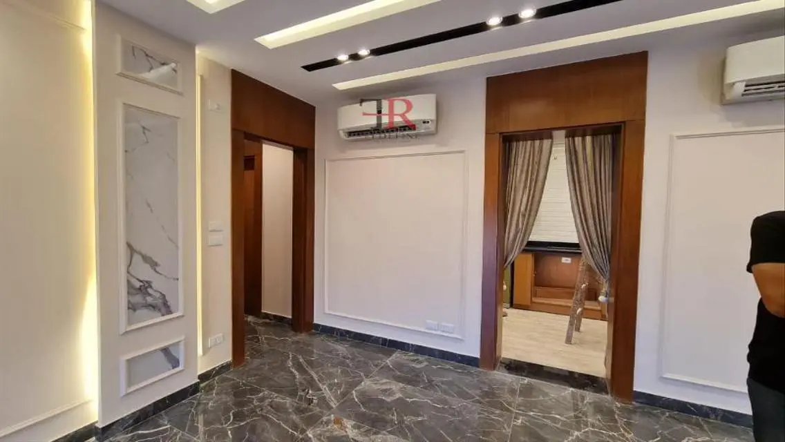 Luxury Apartment with Lake View for Sale