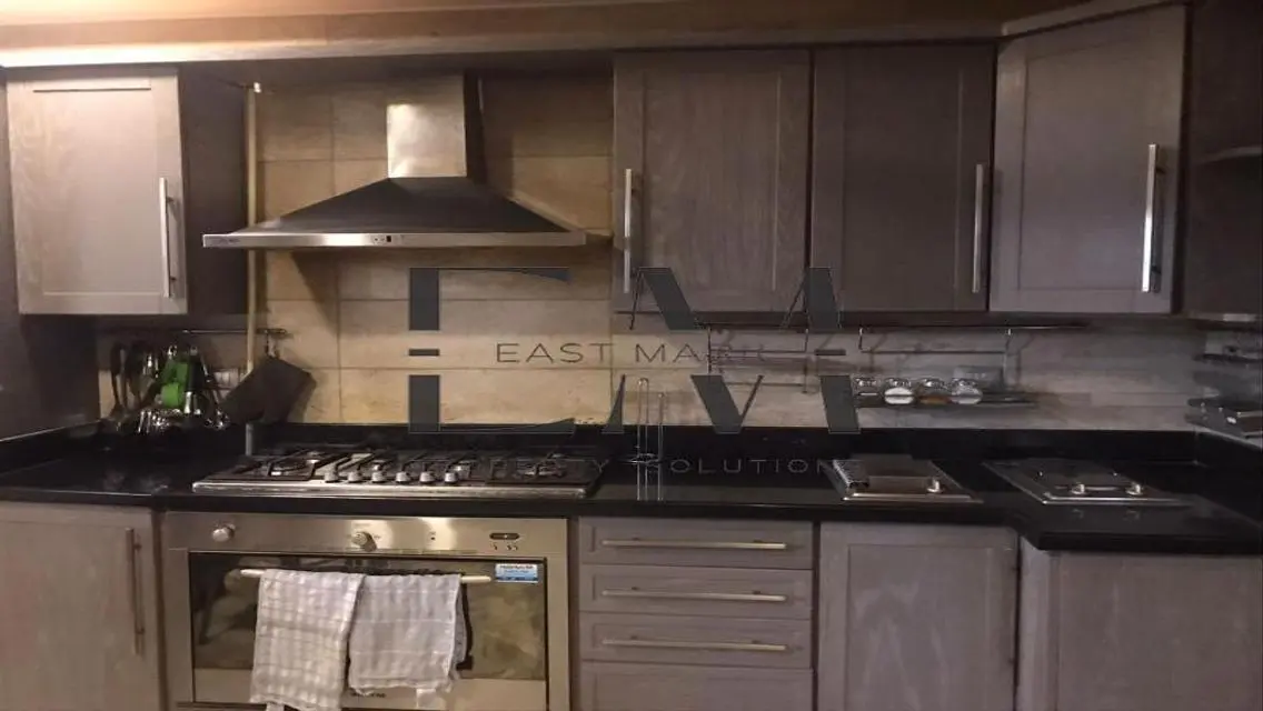 شقة فاخرة للبيع في منطقة متميزة