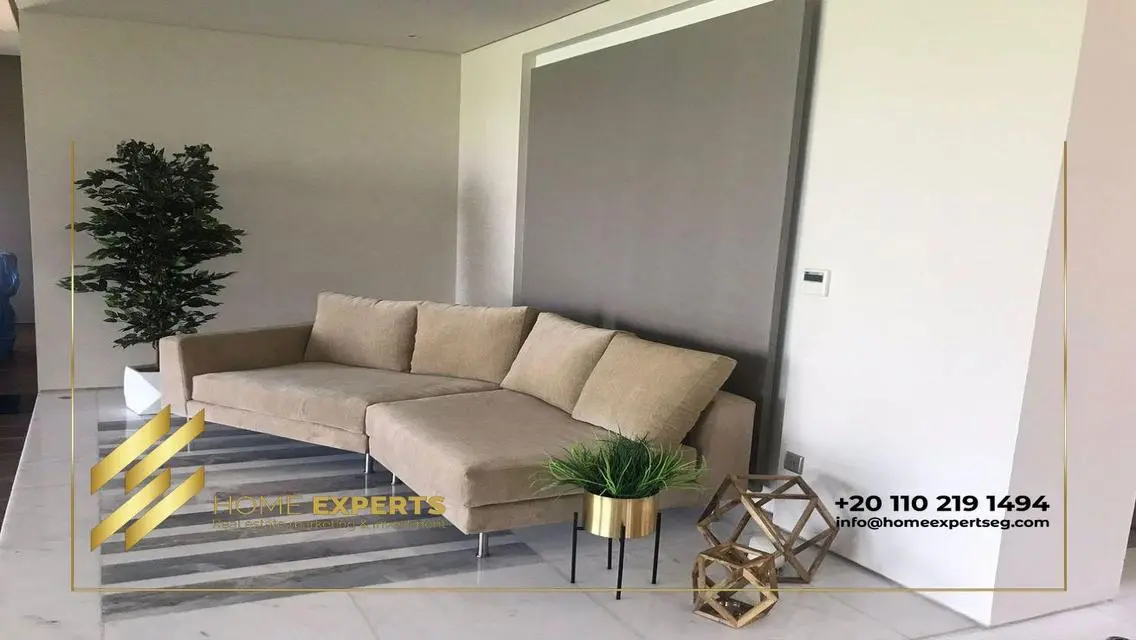 Luxury Villa with Private Garden and Pool