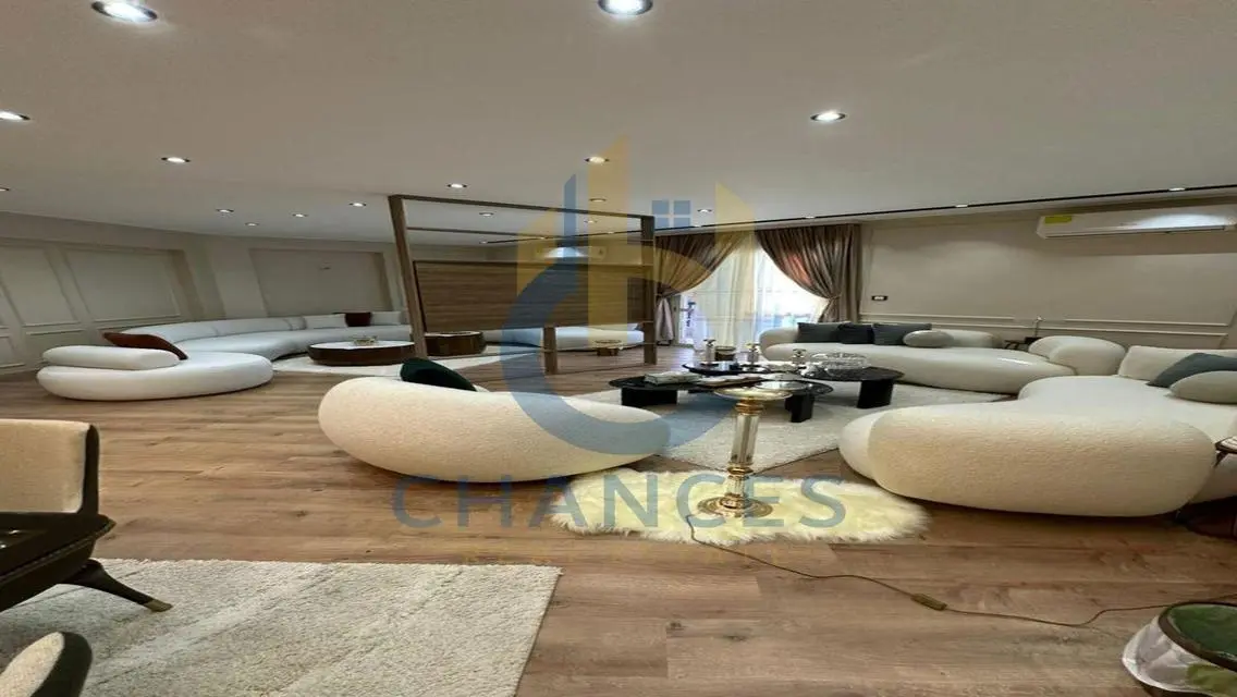 Luxury Apartment for Sale in the Heart of the City