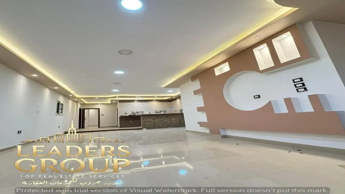 Stunning Apartment in the City Center with Balcony