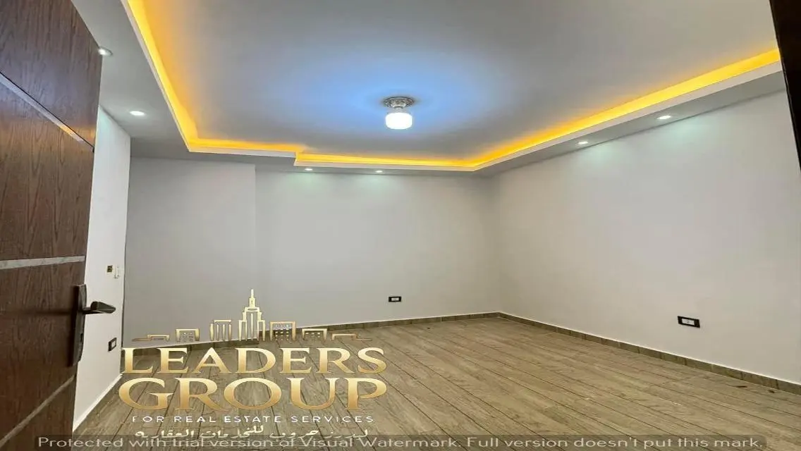 Stunning Apartment in the City Center with Balcony