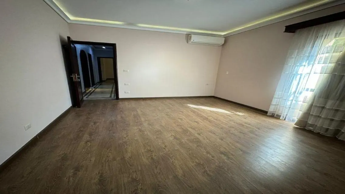 Luxury Villa for Sale with Spacious Living Area
