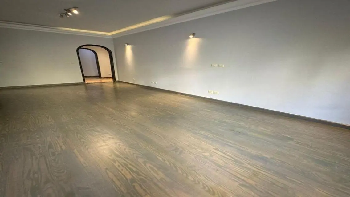 Luxury Villa for Sale with Spacious Living Area
