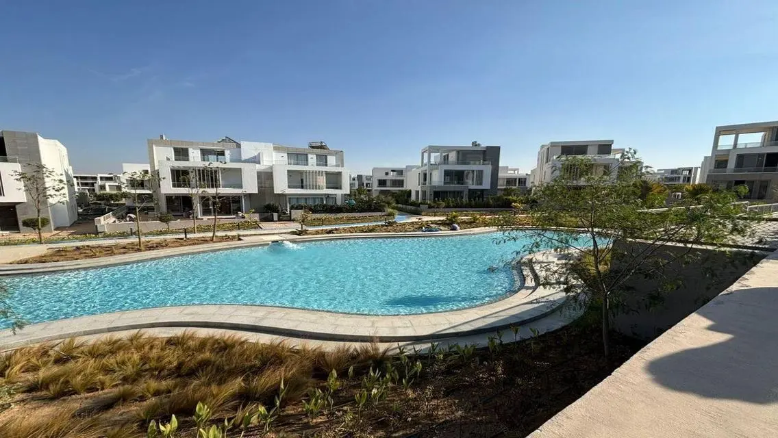 Luxury Villa for Investment with Spacious Layout