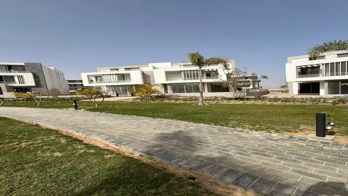 Luxury Villa for Investment with Spacious Layout