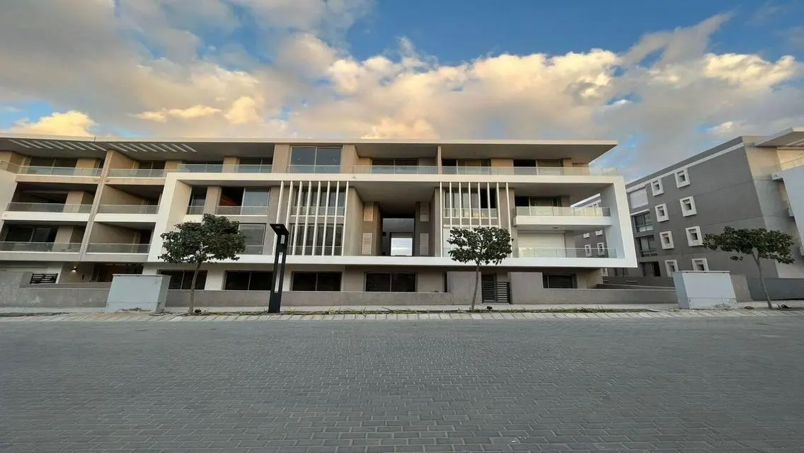 Luxury Villa for Investment with Spacious Layout