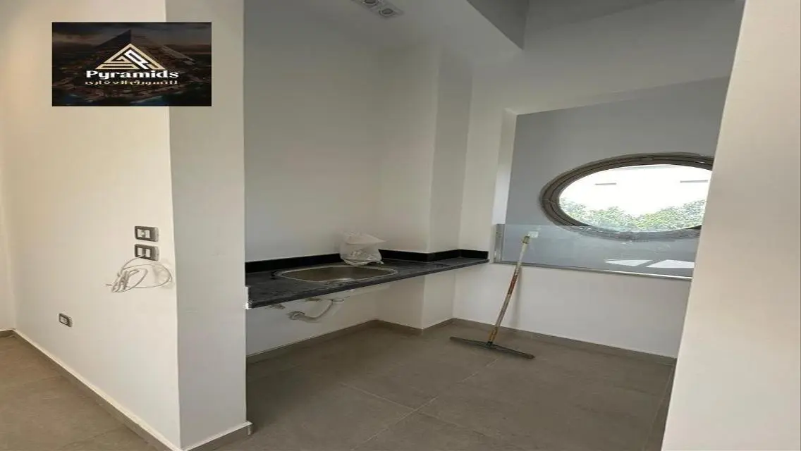 Luxury Apartment with Private Garden in a Quiet Area