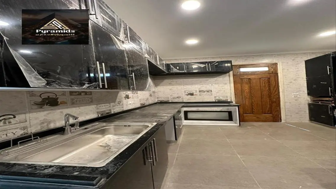 Luxury Apartment with Private Garden in a Quiet Area