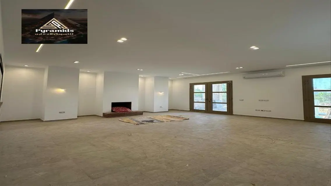 Luxury Apartment with Private Garden in a Quiet Area