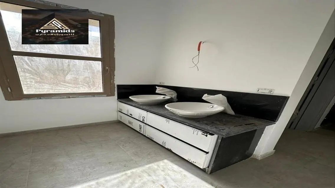 Luxury Apartment with Private Garden in a Quiet Area
