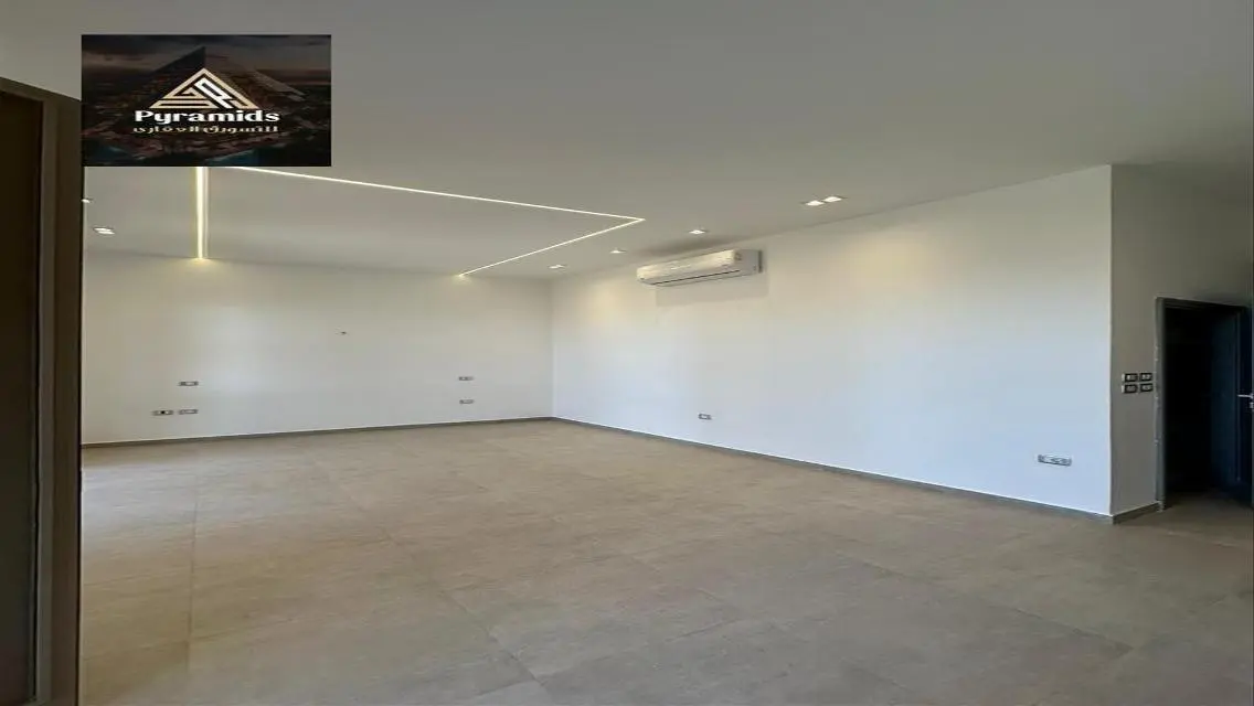 Luxury Apartment with Private Garden in a Quiet Area