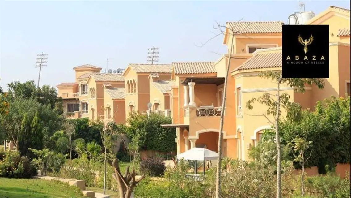 Luxury Apartment of 420m² with Balcony and Wall Cabinets in the City Center