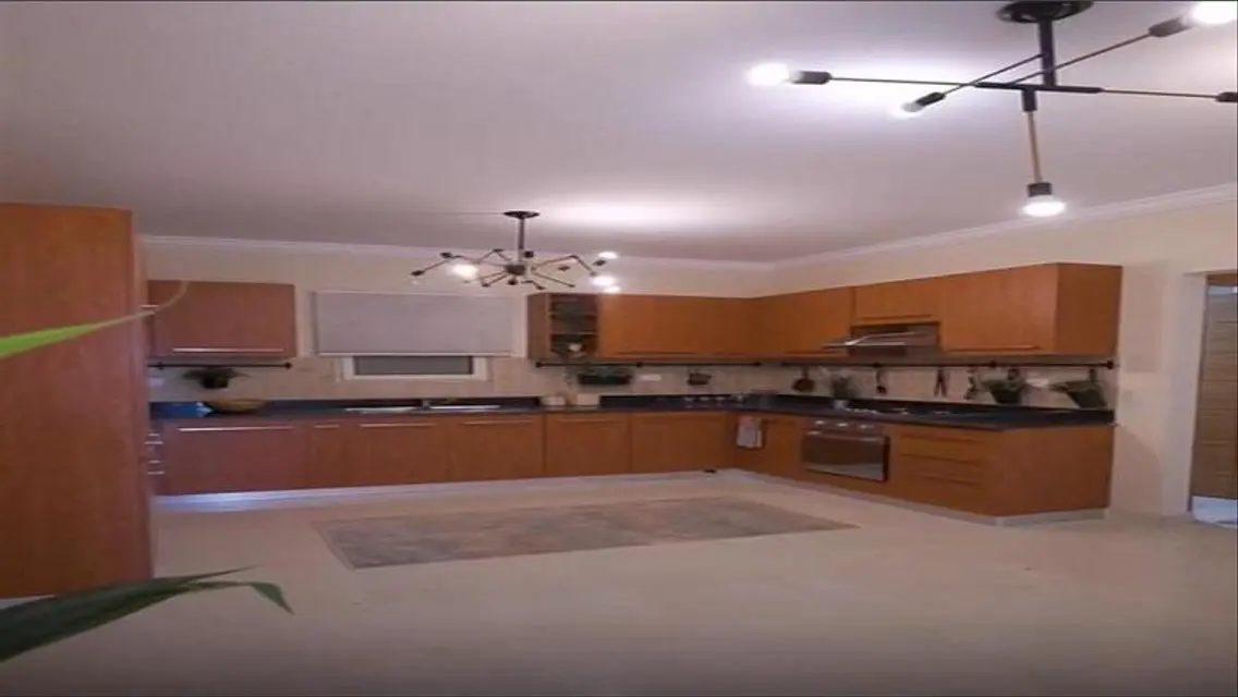 Luxury Villa with Private Pool and Garden in Lakes Club