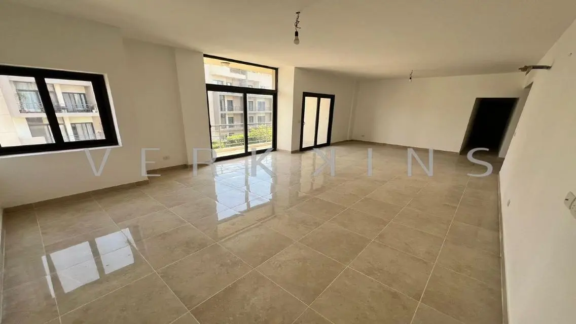 Luxury Apartment with 205 sqm in the Heart of the City