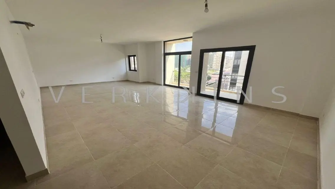 Luxury Apartment with 205 sqm in the Heart of the City