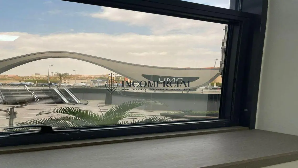 عقار بمساحة متر مربع متاح للبيع