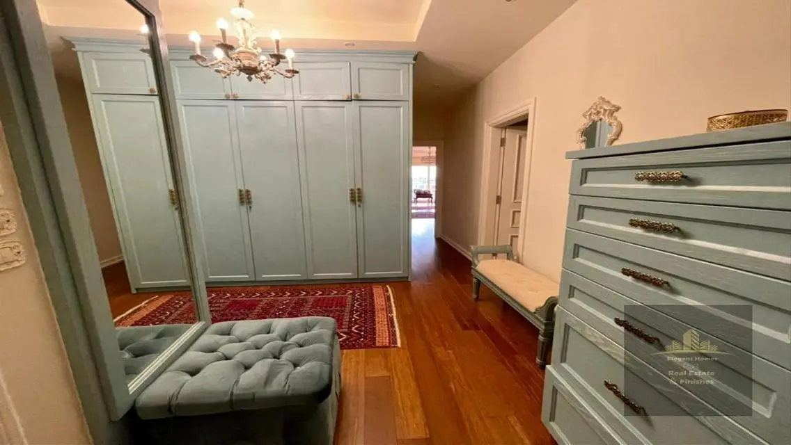 Modern Apartment with Superior Amenities