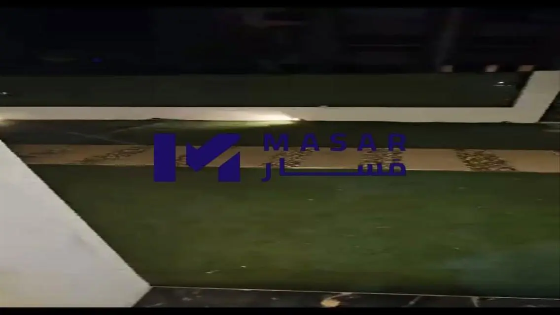 شقة رائعة للبيع بمساحة 244 متر