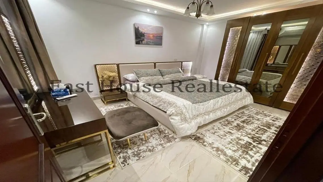 Luxury Apartment in B12 with Central Air Conditioning