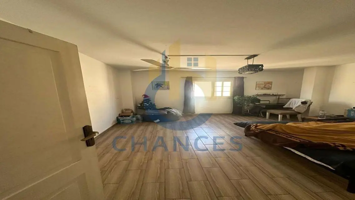 Luxurious Apartment in the City Center with Stunning Balcony