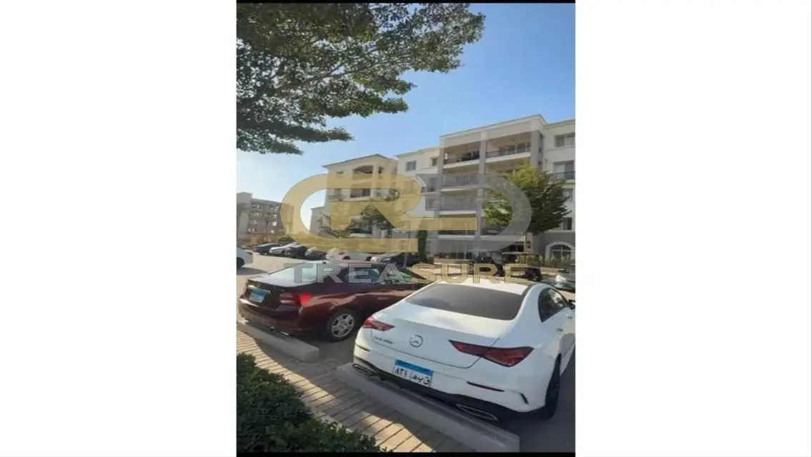 Treasure of 3 Bedroom Apartment for Sale in the Heart of the City