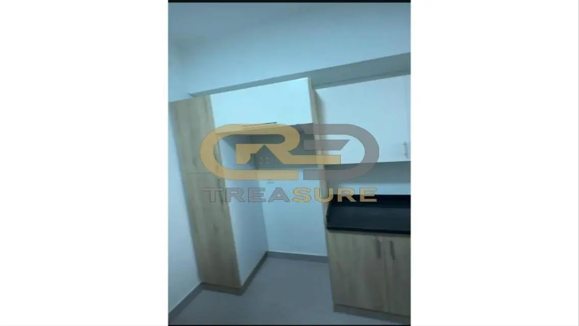 Treasure of 3 Bedroom Apartment for Sale in the Heart of the City